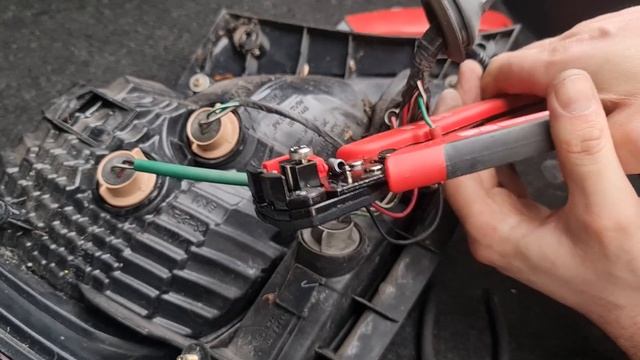 Lexus GS300 Extra Brake Light Mod