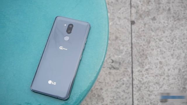 Обзор LG G7 Thinq | мощный смартфон от LG