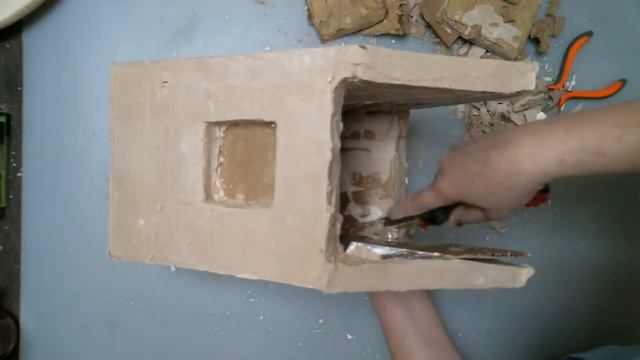 Бесплатный МК "Избушка Бабы Яги" , из гипса.Часть 1. смотреть онлайн