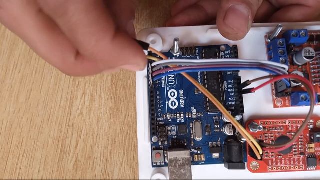 Voice Control Car by using Arduino and Voice Recognition Module | Control Car with Voice Commands смотреть онлайн