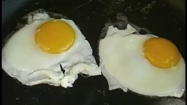Chef Melanie's Guide to the Perfect Sunny Side Up Eggs смотреть онлайн
