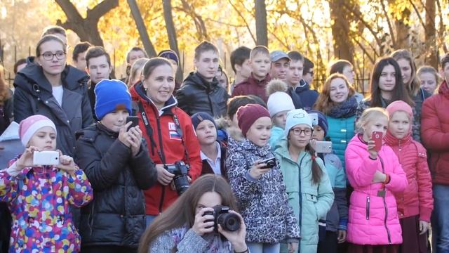 Открытие спортивной площадки СУНЦ УрФУ с участием Антона Шипулина.mp4 смотреть онлайн