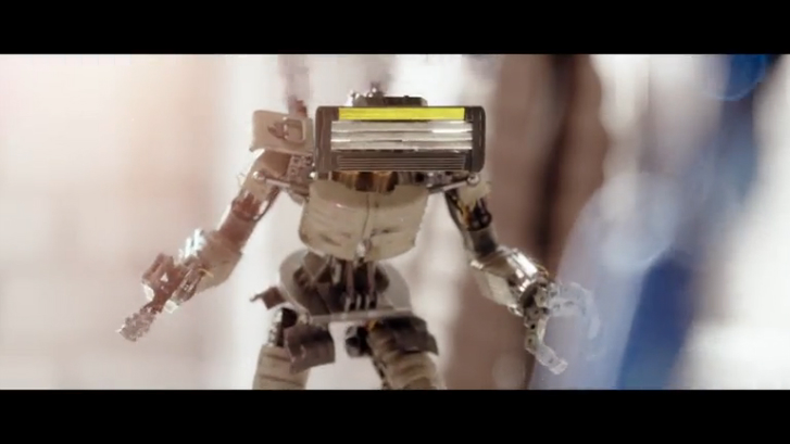 Schick Hydro - Битва бритвенных роботов смотреть онлайн