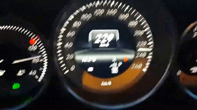 Mercedes Benz CLS 350 CDİ 4MATİC Acceleration 80 / 260 Kmh смотреть онлайн