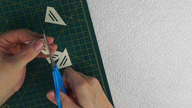 Скрапбукинг / уголки для фото из обрезков / как сделать уголки и подложки смотреть онлайн