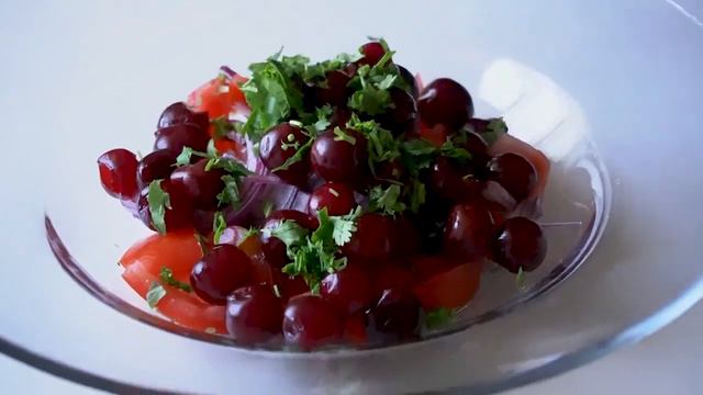 Вы пробовали Помидоры с Вишней? Trend 2023 / Cherry and tomato salad! you will eat your fingers! смотреть онлайн