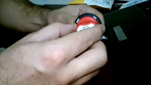 Выключатель массы для мотоцикла и другой техники. 12 вольт.