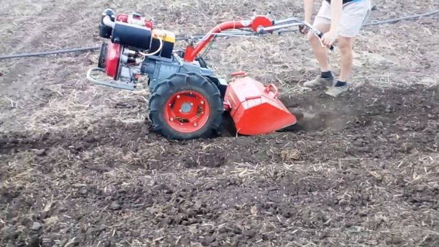 Фреза Мотор Сич с запорожским редуктором. смотреть онлайн
