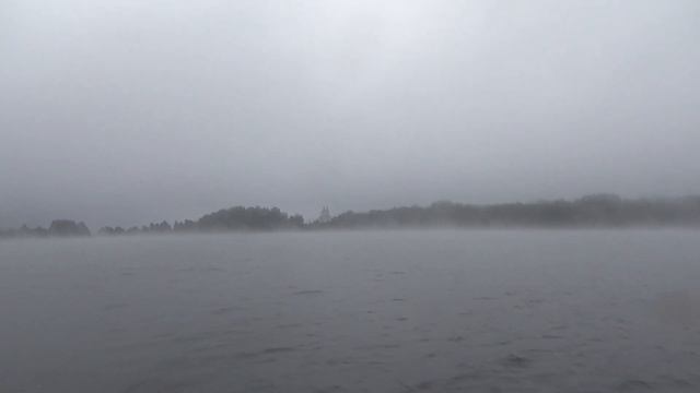 Рыбалка на троллинг.Крупная щука делает свечку и уходит в глубины Селигера ..- смотреть онлайн