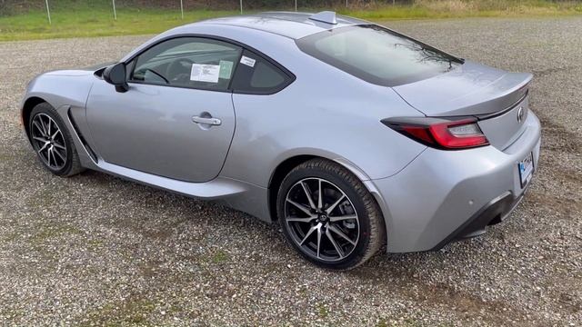2022 Toyota GR 86 смотреть онлайн
