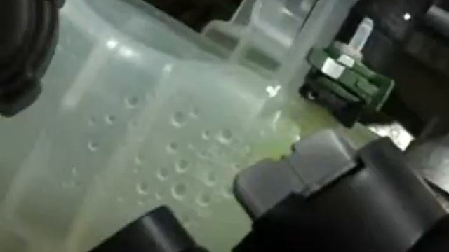 SCENIC und GRAND SCENIC : Kühlflüssigkeitsstand смотреть онлайн