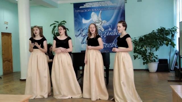 Р. н. п. Уж я золото хороню. А. Дюбюк Душечка. Вокальный ансамбль Кантабиле.mp4 смотреть онлайн