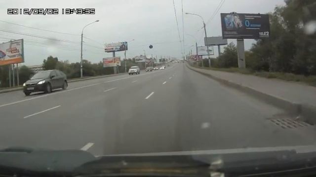 Разворот перед ленинградским мостом ОМСК.wmv смотреть онлайн