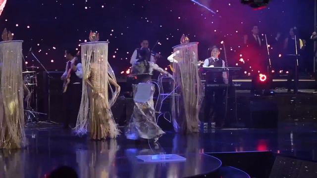 Botir Qodirov - Voy Bo`y | Ботир Кодиров - Вой буй (сoncert 2015)