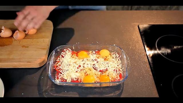 Яйца кокот с беконом смотреть онлайн