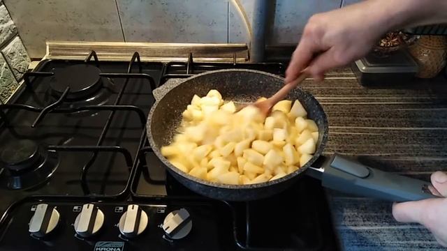 Нежный яблочный пудинг без муки. смотреть онлайн