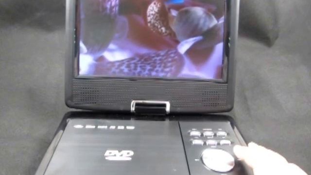 Portable DVD player with 9.5" screen смотреть онлайн