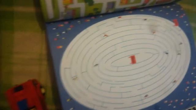 ОБЗОР | РАЗВИВАЮЩИЕ книги для дошкольников | ДЕТСКАЯ КНИГА "50 занимательных лабиринтов" 3+ смотреть онлайн