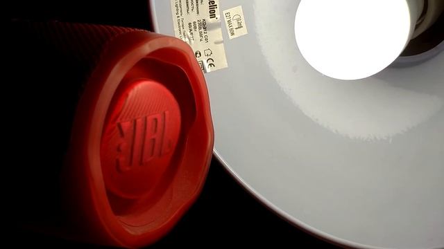 басс тест jbl charge 4 (перезалив) смотреть онлайн