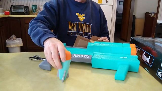 Nerf Roblox Missile Launcher Unboxing смотреть онлайн