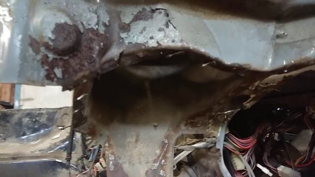 Ремонт ваз 2114.(Замена переднего Ланжерон.) ЧАСТЬ 1 смотреть онлайн