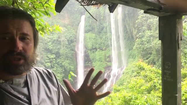 Почему путешествовать необходимо (да-да, это Бали!) смотреть онлайн