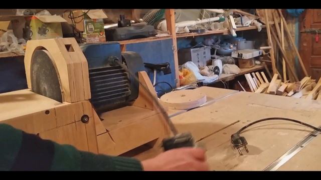 КАК СДЕЛАТЬ САМОДЕЛЬНЫЙ БЮДЖЕТНЫЙ ШЛИФОВАЛЬНЫЙ СТАНОК смотреть онлайн