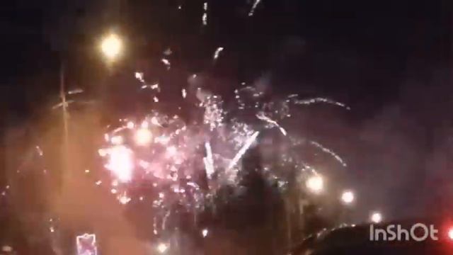 Саранск 2019г салют . С НОВЫМ годом. смотреть онлайн