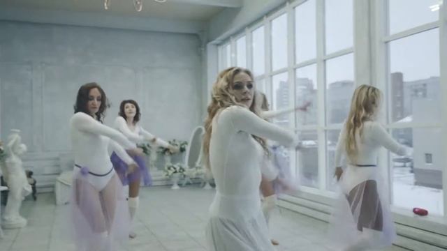 Dancers смотреть онлайн