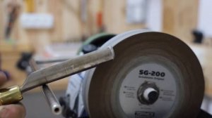 Заточка резцов для токарного станка по дереву на точиле "Тормек"