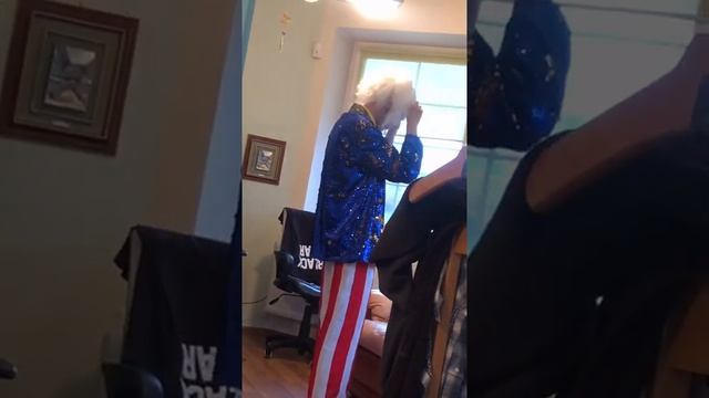 Чтоооо. Клоун А4 без маски смотреть онлайн