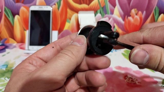 Автомобильный держатель для телефона смотреть онлайн