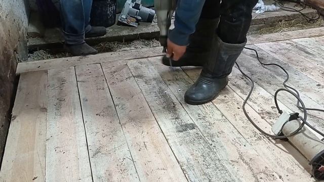 Как легко забить гвоздь. Ленивый молоток. смотреть онлайн