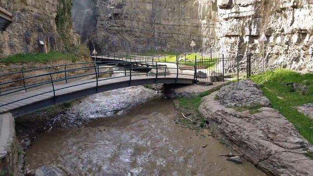 4.04.2022 Tbilisi. 4 апреля. Грязный водопад в Тбилиси