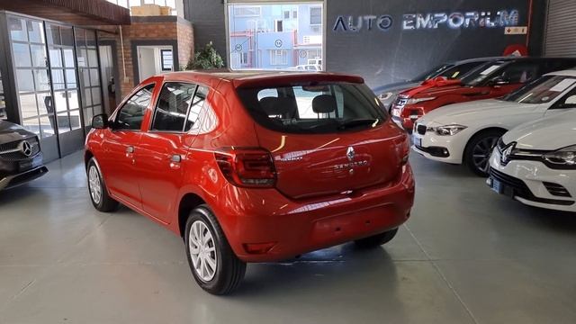 Renault Sandero 66kW Turbo Expression смотреть онлайн