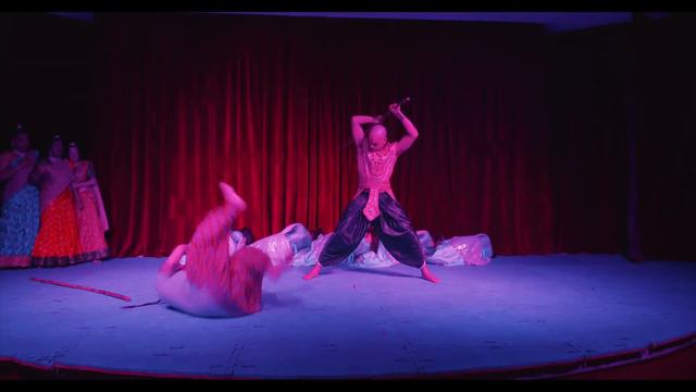 Play, Pray, Walk, Laugh - The Journey of Bhaktimarga Swami смотреть онлайн