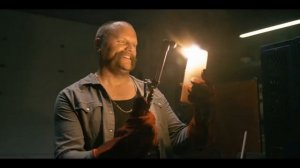 Wayne / Уэйн (2019) Сержант Стивен Геллер спасает Уэйна часть 1. S01E09