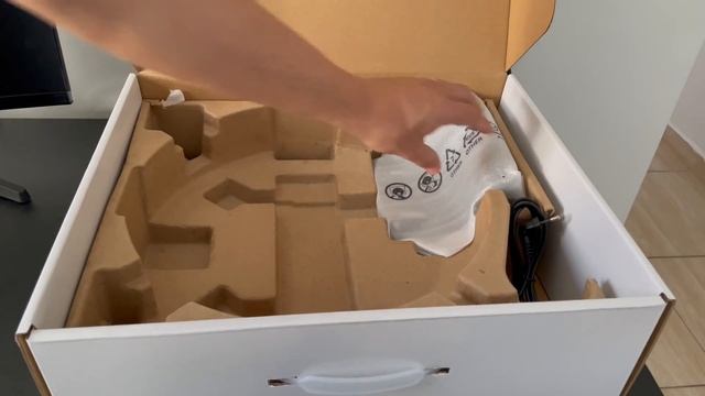 Unboxing Samsung POWERbot-E VR5000 WIFI смотреть онлайн
