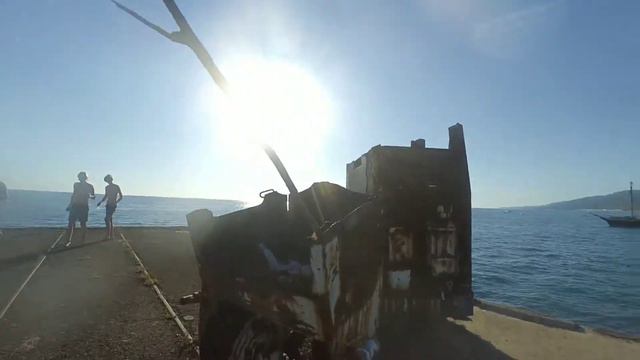 Разрушенный пирс в Лазаревском 2020 смотреть онлайн