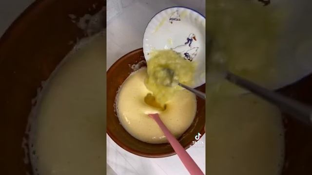 Пироги с кабачками и грибами