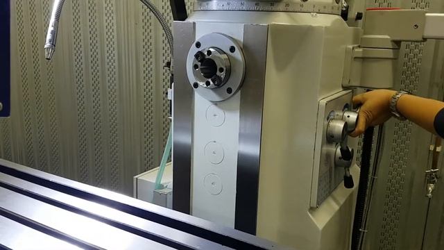 ROGI Milling Machine - WM6350F смотреть онлайн