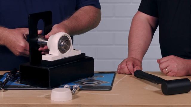 NTN Insider- Installing a Set Screw Locking Sentinel Series Bearing Unit смотреть онлайн