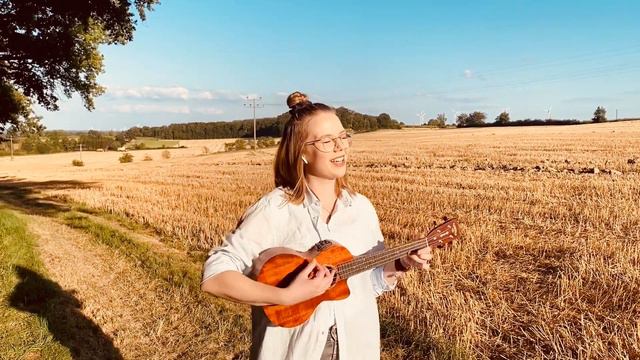 Riptide by Vance Joy - cover by Lavinia Becks смотреть онлайн