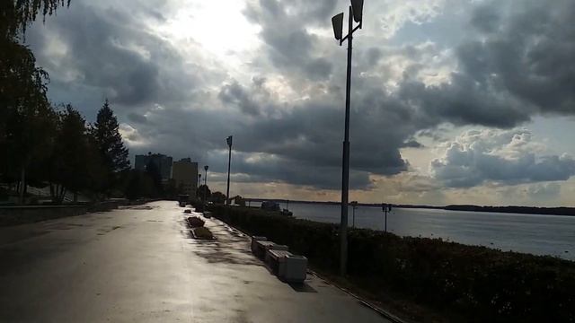 Самара, осень 2019 на велосипеде, набережная и парки смотреть онлайн