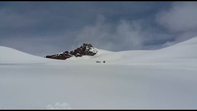 Восхождение на Казбек из Грузии и Эльбрус с севера. смотреть онлайн