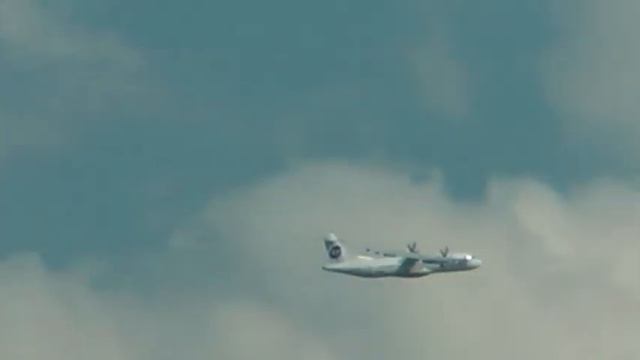 MOSCOW-VNUKOVO 2011: TU-134, TU-154, IL-76, YAK-40+42, UTair-Fleet ARMAVIA Superjet смотреть онлайн