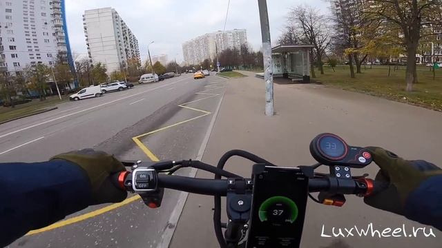 ЗЛЫДЕНЬ!!! а не САМОКАТ!!! на ГАЗ нажал и в БОЙ!!! на нем ДОЛБОСИТЬ НАДО!!! смотреть онлайн