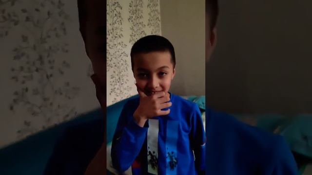 обзор на младшего брата смотреть онлайн