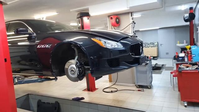 Maserati Quatroporte GTS обзор(старый&новый кузов),стоимость ремонта и основные "болячки" смотреть онлайн