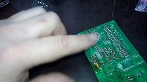 Холодильник BEKO CN335220X не включается.